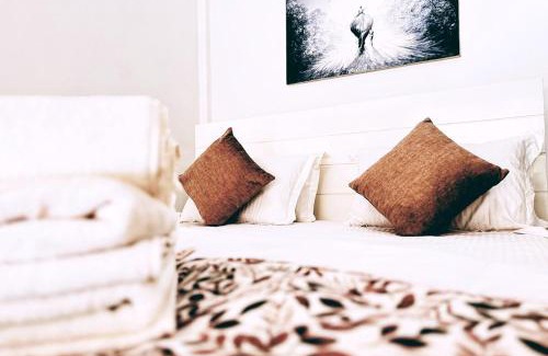 Kaduwela Villa | Urban Oasis Villa - Peaceful Escape in Rajagiriya