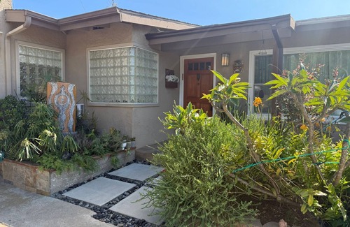 Clairemont Mesa West Casa | Urban Oasis In The Hart of San DiegoPrivate Master Bedroom Upstairs and Jacuzzi