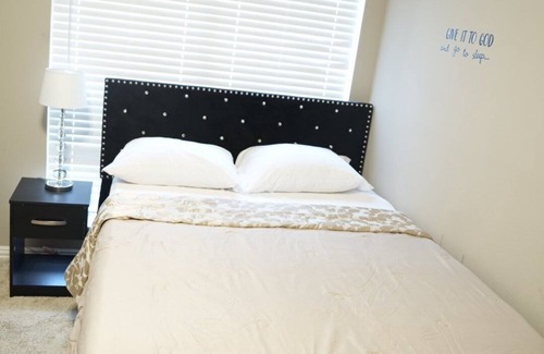 Far North Dallas Apartamento | Urban Oasis in the Heart of Dallas