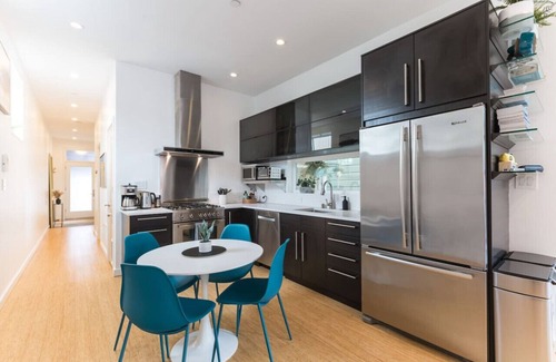Bernal Heights Condominio | Urban Oasis! Modern Mission-Bernal 2BR, 30+ Nights
