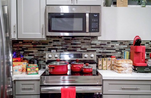 South Central Houston Casa | Urban Oasis Retreat - Unit # 1 & 2