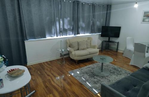 East Walworth Apartamento | Urban Oasis with Private Terrace