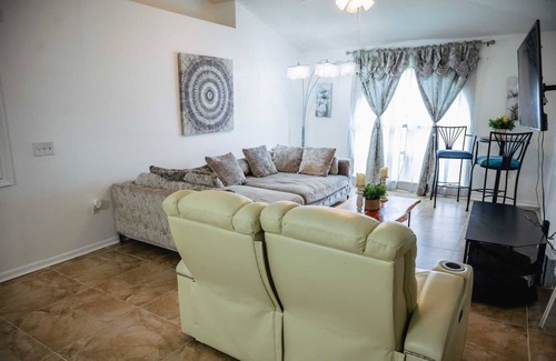 Biscayne Casa | URBAN OASIS. Your Retreat In The City Of Jacksonville, Florida.