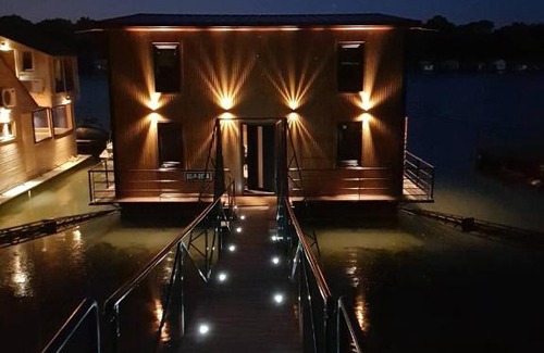 Novi Beograd Casa | Urban Palace