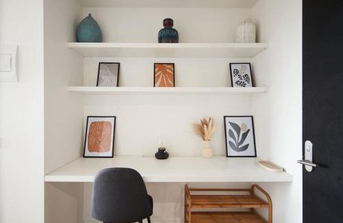 Brunswick East Apartamento | Urban Rendezvous - Where Productivity Meets Play