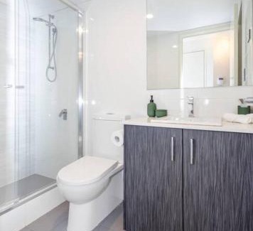 Perth Casa | Urban Retreat CBD Perth House 4BR 3BA 2PK SLEEP 8!