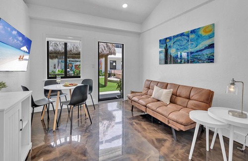 Flagler Village Casa | Urban Retreat | Eclectic Oasis | Freedom House Key