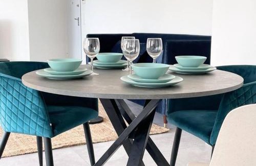 Bonnevoie Apartamento | Urban retreat flat with terrace and parking
