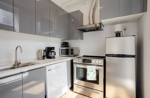 Downtown Montreal Apartamento | Urban Studio on Bishop - Hot Spot Dtown MTL