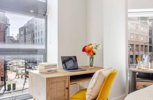 Downtown Montreal Apartamento | Urban Studio on Bishop - Hot Spot Dtown MTL