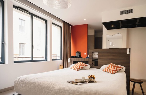 Villefranche-de-Rouergue Hotel | Urban Style Les Fleurines