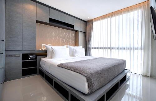 Kamala Apartamento | Urban Suite CTG B702 in a Gated Tropics Kamala Residence with 3 Pools & Gym