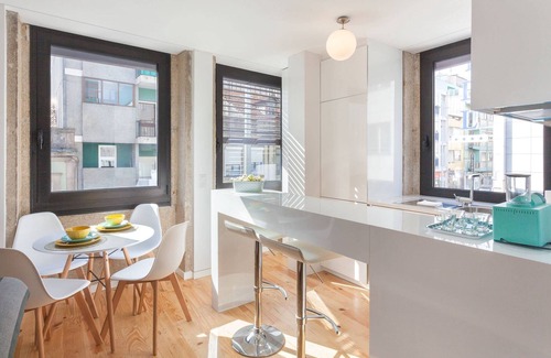 Lapa Apartamento | URBAN VIEWS Terrace - NUEVO Duplex Apartment "LUIS I" Amazing ROOFTOP TERRACE