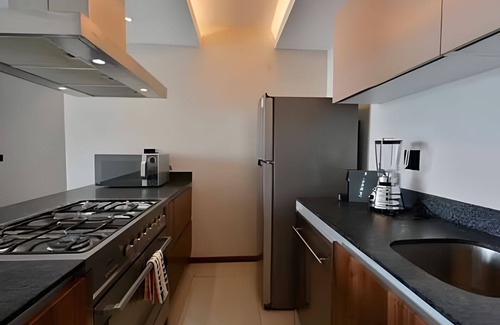 Zapopan Condominio | Urbania PHB Torre 100 by Del Mar