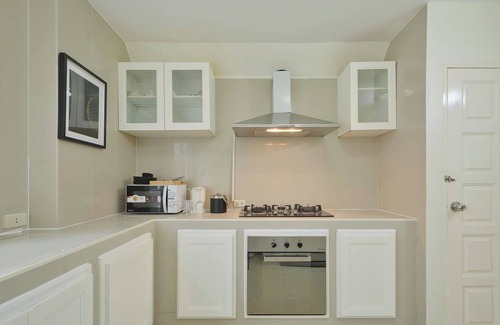 Thonglor Casa | UrbanLoft Sukhumvit 5BR Bangkok 5 min. BKK Hospital VVBKK88