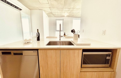 Ville-Marie Apartamento | UrbanRetreat in the Sky, Downtown MTL