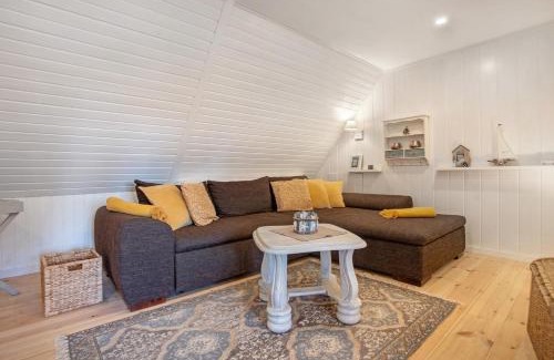 Bodstedt Apartamento | Urlaub unterm Reetdach