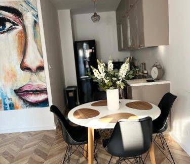 Rumia Apartamento | Uroczy apartament z ogrodem