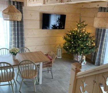 Czarny Dunajec Chalet De Esquí | Uroczy drewniany domek - Domki pod Brzegiem