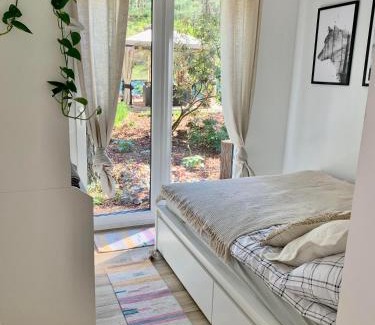 Radzymin Casa | Uroczy mały domek na leśnej działce - Łosiówka