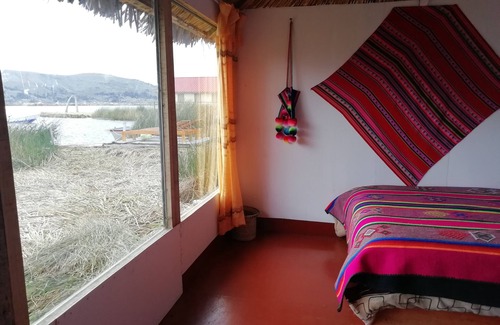 Peru Cabina | Uros & Titicaca Lodge