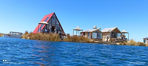 Puno Cabina | Uros Waliski Lodge