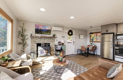Broadway Apartamento | Ursus Slumber- 3bdr/2bath︱Stunning Views︱Hot Tub