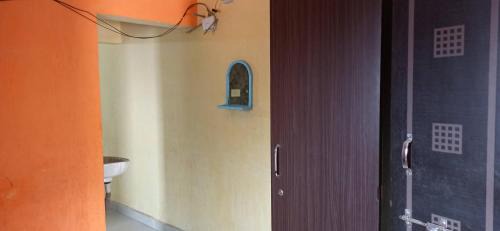 Kondhwa Apartamento | Urvi Girls' Pg