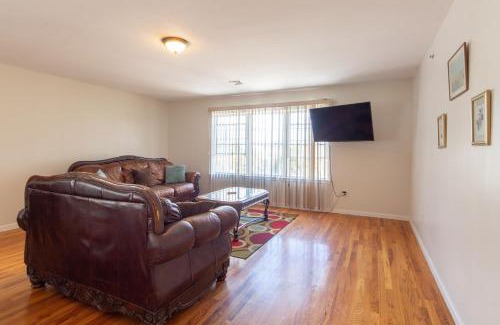 Newark Apartamento | 4 Bedroom-Airport Convient