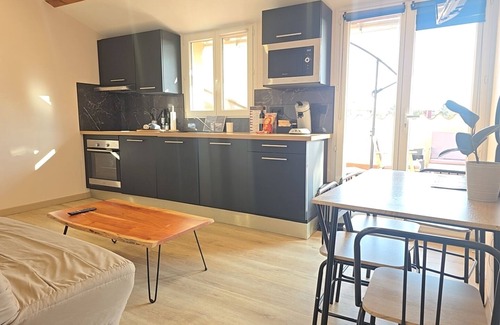 Moyen-Vernet Apartamento | USAP Cinéma-Apartamento-Panorámico-Baño en la habitacion-Vista al Parque