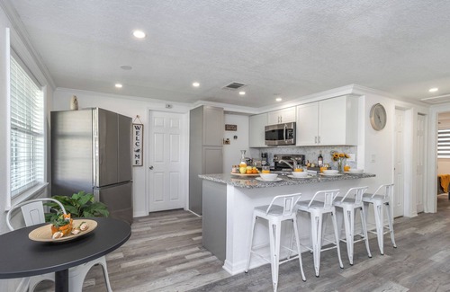 Disston Heights Casa | Utica House /10M Beach & 10M Downtown /Families/Patio