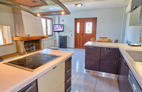 Acharavi Villa | Utopia Beach Villa in Ionian Islands