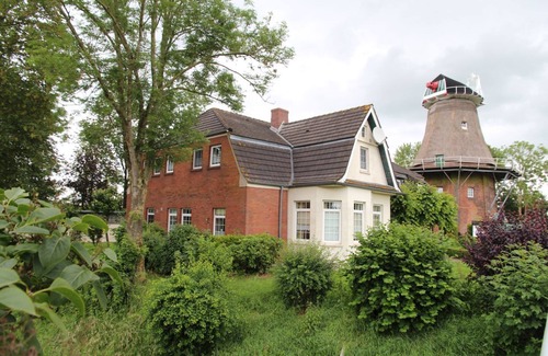 Uttum Apartamento | Uttumer Mühle: Bentje - Gemütliche Og-wohnung für 4 Personen im Müllerhaus der Uttumer Mühle
