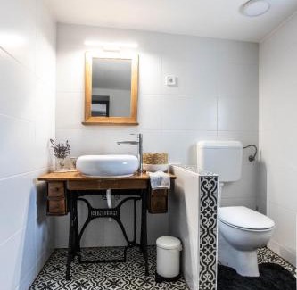Komlo Apartamento | VándorLÓ Vendégház