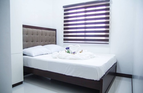 Limay Cama Y Desayuno | V and G Suites Limay