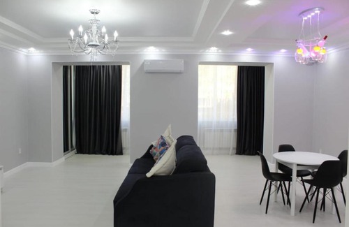 Uralsk Apartamento | V.I.P квартира студия в центре города.
