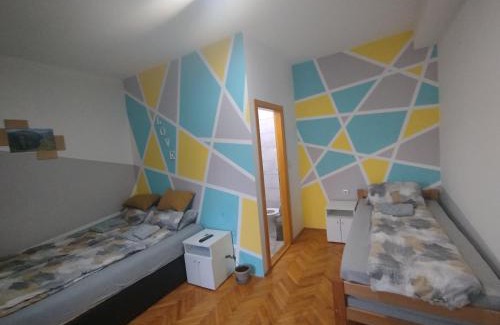 Nisava District Casa | V&U Sobe