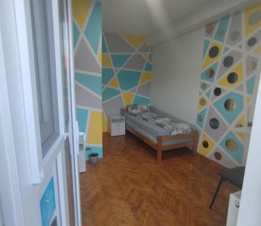 Nisava District Casa | V&U Sobe
