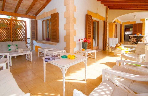 Mal Pas-Bon Aire Chalet De Esquí | V. Villa Camila junto a la Playa de Sant Pere