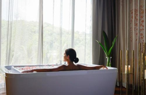 Wichit Hotel | V Villas Phuket - MGallery Collection