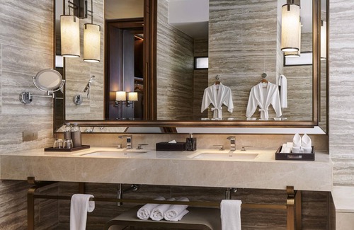 Wichit Hotel | V Villas Phuket - MGallery