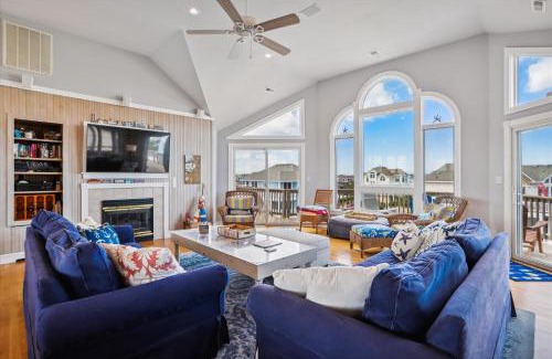 Ocean Hill Casa | V1233- Easton's Beach