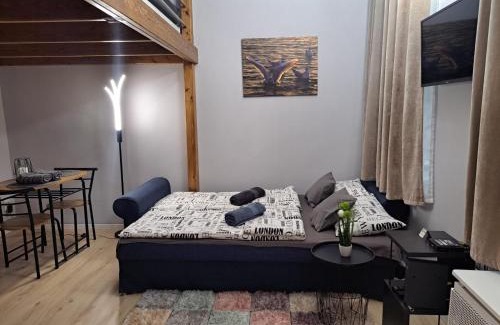 Ujlipotvaros Apartamento | V26 - in the city center New Apartment with AC