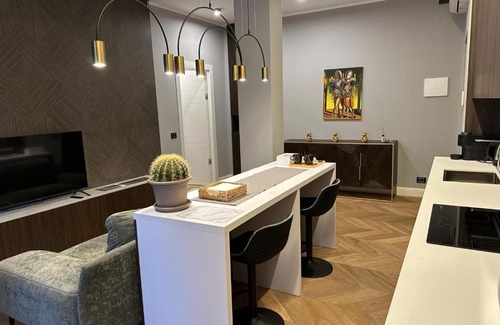 Fiera Apartamento | V28
