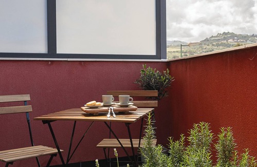 Las Palmas de Gran Canaria Apartamento | Vacaciones 'La Montañita' con vistas al mar, terraza privada y Wi-Fi