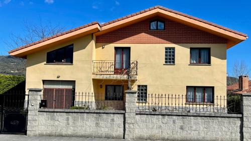 Villasana de Mena Casa | VACACIONES VILLASANA