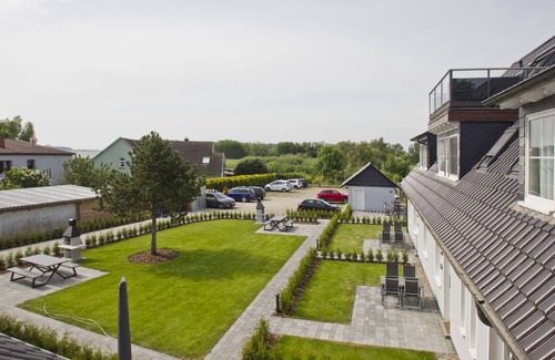 Gross Zicker Apartamento | Vacation apartment with sea view, balcony and garden - Haus Inselblick FeWo MEERluft