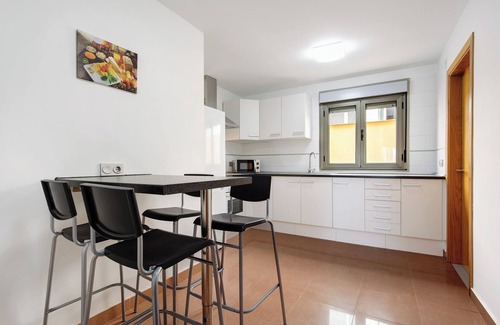 Puerto del Rosario Apartamento | Apartamento de vacaciones 'Casa Rosi 1' con vistas al mar y Wi-Fi