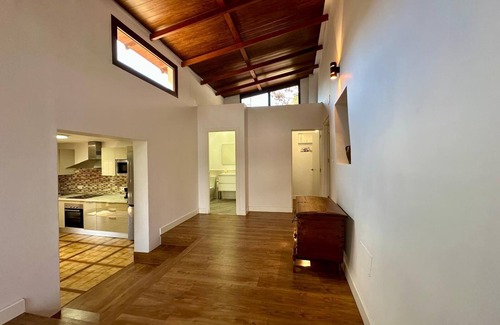 La Solana Apartamento | Apartamento de vacaciones 'Finca El Solis' con vistas a la montaña, Wi-Fi y aire acondicionado