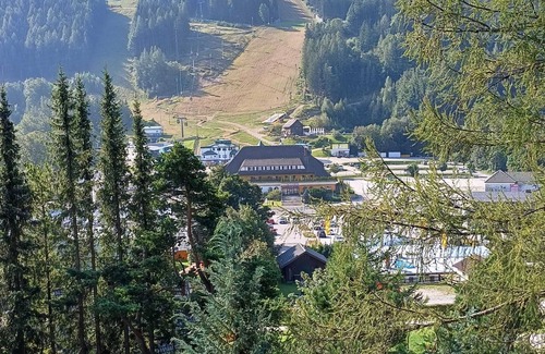 Semmering Apartamento | Vacation apartment with mountain view (75sqm)